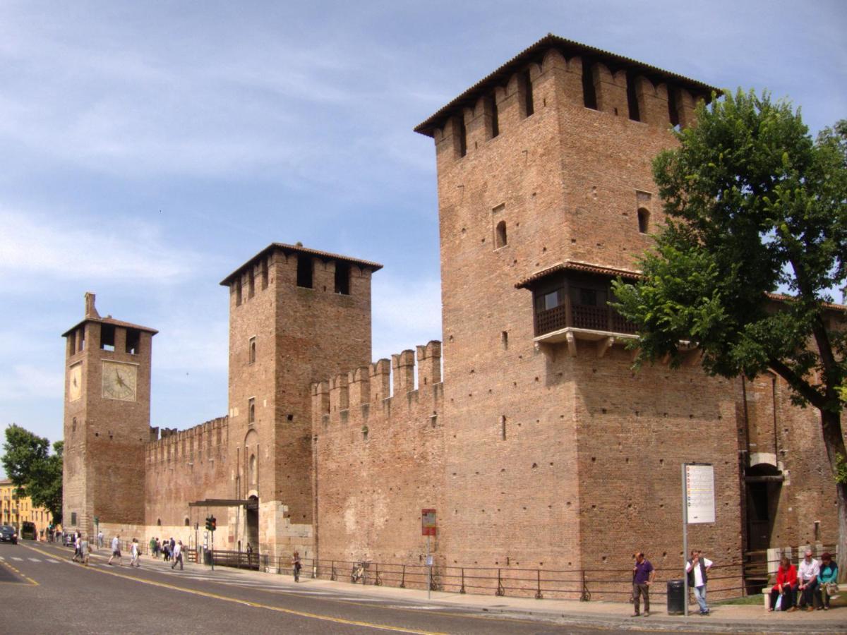 Castle View Lodge Intero Appartamento Verona Centro Storico Exterior foto